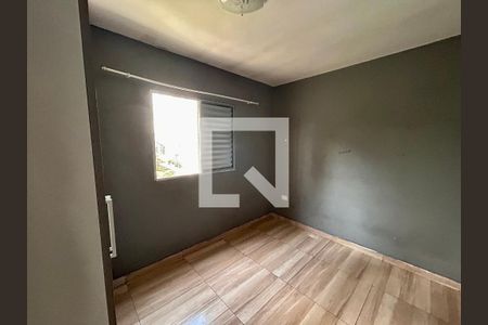 Quarto 1 de apartamento à venda com 2 quartos, 47m² em Jardim Sao Luis (zona Norte), Guarulhos