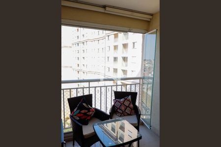 Sacada de apartamento à venda com 3 quartos, 69m² em Santo Antônio, Osasco