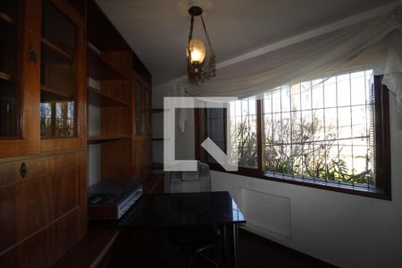 Escritório de casa à venda com 4 quartos, 300m² em Três Figueiras, Porto Alegre