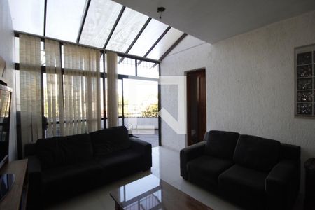 Sala de casa à venda com 4 quartos, 300m² em Três Figueiras, Porto Alegre