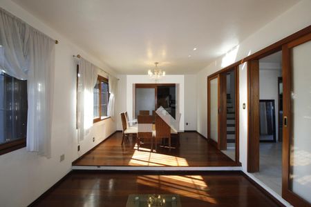 Sala 2 de casa à venda com 4 quartos, 300m² em Três Figueiras, Porto Alegre