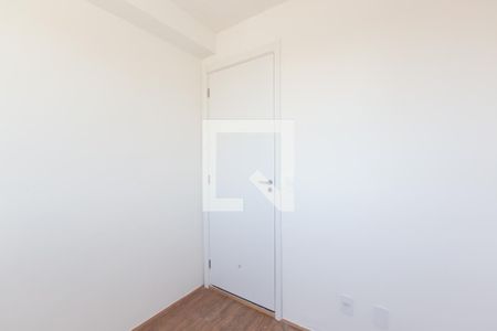 Quarto 1 de apartamento para alugar com 2 quartos, 32m² em Vila Carmosina, São Paulo