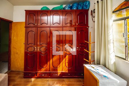Quarto 1 de casa para alugar com 2 quartos, 180m² em Canaa, Belo Horizonte