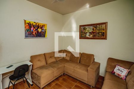 Sala de casa para alugar com 2 quartos, 180m² em Canaa, Belo Horizonte
