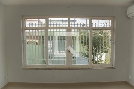 Sala de casa para alugar com 4 quartos, 213m² em Jardim Casablanca, São Paulo