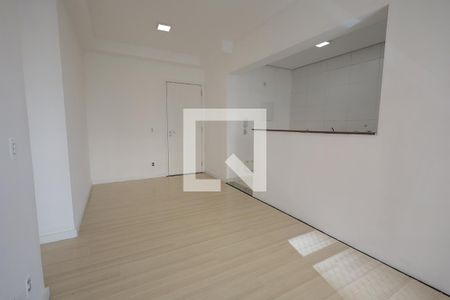 Sala de apartamento à venda com 2 quartos, 57m² em Vila Homero Thon, Santo André
