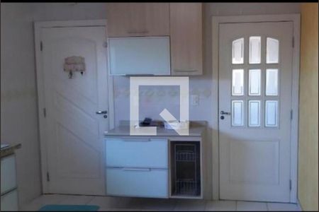 Casa à venda com 3 quartos, 140m² em Vila Mangalot, São Paulo