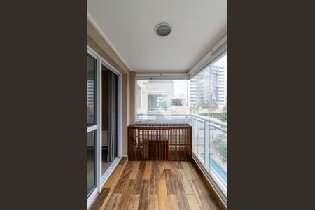 Varanda de apartamento à venda com 2 quartos, 64m² em Vila Alexandria, São Paulo
