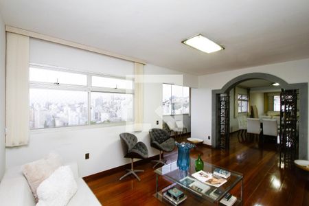 Sala  de apartamento à venda com 3 quartos, 175m² em Vila Paris, Belo Horizonte