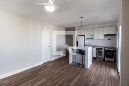 Sala de apartamento para alugar com 1 quarto, 57m² em Alphaville Empresarial, Barueri