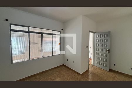 Sala de casa para alugar com 3 quartos, 178m² em Jardim Santo Antônio, Santo André