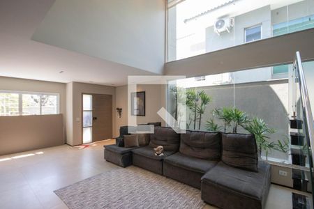 Sala de casa para alugar com 3 quartos, 350m² em Tremembé, São Paulo