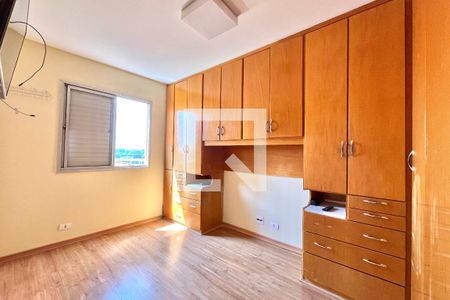 Quarto 1 de apartamento para alugar com 2 quartos, 67m² em Jardim Lourdes, São Paulo