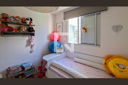 Quarto de apartamento à venda com 3 quartos, 90m² em Sagrada Família, Belo Horizonte