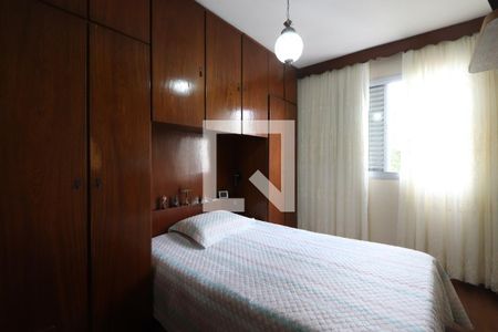Quarto 1 de apartamento à venda com 2 quartos, 53m² em Vila Industrial, São Paulo