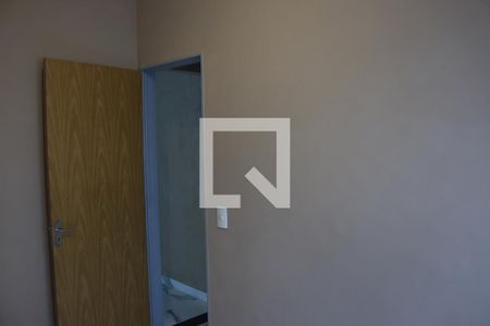 Quarto de apartamento à venda com 3 quartos, 55m² em Jardim Montanhês, Belo Horizonte