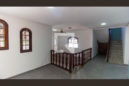 Sala de casa à venda com 4 quartos, 200m² em Maravista, Niterói