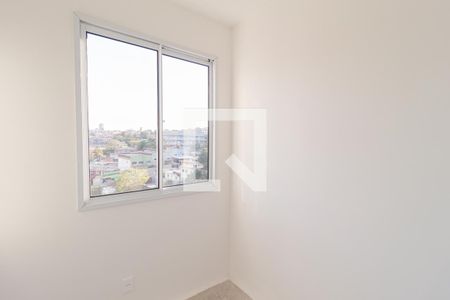 Quarto 1 de apartamento para alugar com 2 quartos, 42m² em Jardim Planalto, Carapicuíba