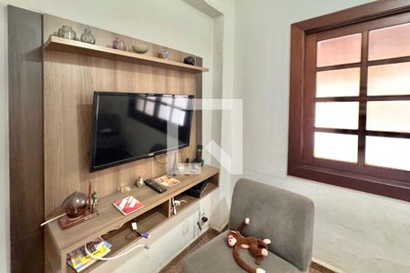 Sala de Estar de casa de condomínio à venda com 3 quartos, 85m² em Cachoeirinha, Belo Horizonte