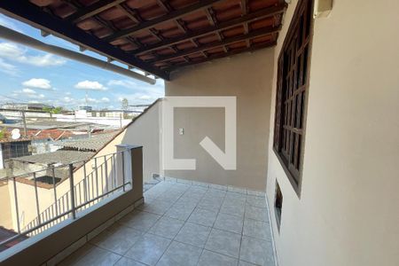 Varanda de casa para alugar com 2 quartos, 108m² em Vila Santa Cruz, Duque de Caxias