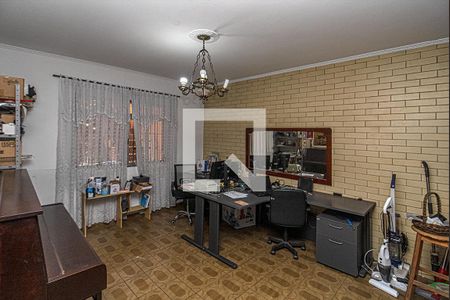 Escritório de casa à venda com 4 quartos, 235m² em Vila Liviero, São Paulo