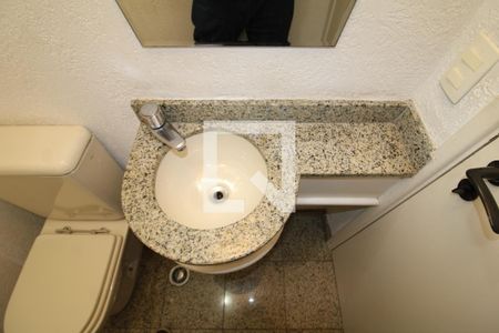 Lavabo de apartamento para alugar com 3 quartos, 120m² em Santana, São Paulo