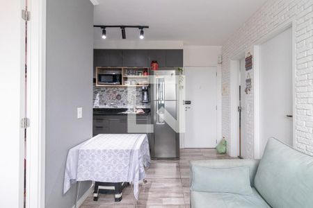 Sala de casa para alugar com 2 quartos, 33m² em Vila Pierina, São Paulo