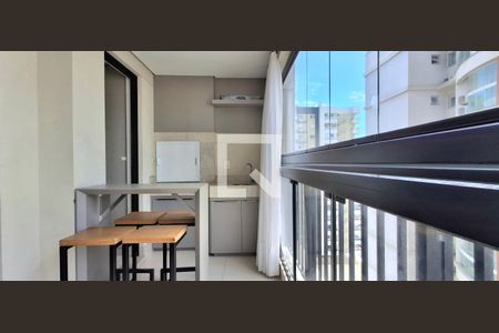 Varanda Gourmet de apartamento para alugar com 3 quartos, 111m² em Campinas, Florianópolis