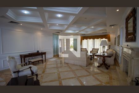 Sala de casa de condomínio à venda com 4 quartos, 600m² em Recreio dos Bandeirantes, Rio de Janeiro