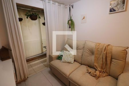 Sala de apartamento à venda com 2 quartos, 48m² em Novo Osasco, Osasco