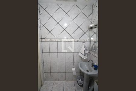 Banheiro 1 de casa para alugar com 3 quartos, 250m² em Monte Castelo, São José dos Campos