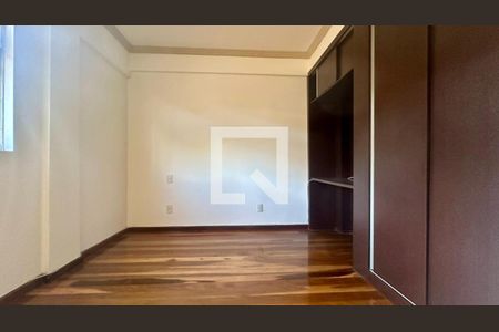 Quarto de apartamento à venda com 3 quartos, 90m² em Jardim America, Belo Horizonte