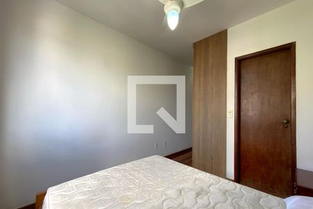 Suíte de apartamento à venda com 2 quartos, 65m² em Sagrada Família, Belo Horizonte