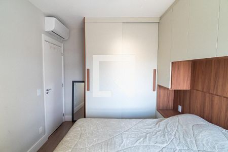 Suite de apartamento à venda com 3 quartos, 90m² em Vila Clementino, São Paulo