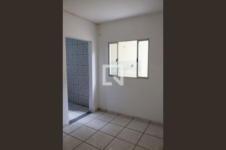 sala de casa para alugar com 2 quartos, 70m² em Santo Antônio, Osasco