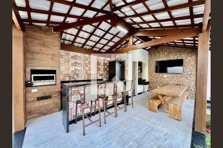 Casa à venda com 3 quartos, 251m² em Planalto, Belo Horizonte