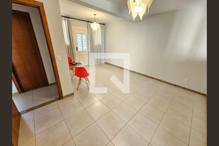 Casa à venda com 3 quartos, 211m² em Itapoã, Belo Horizonte
