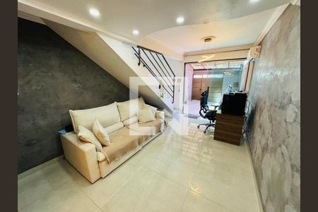Casa à venda com 2 quartos, 78m² em Santa Monica, Belo Horizonte
