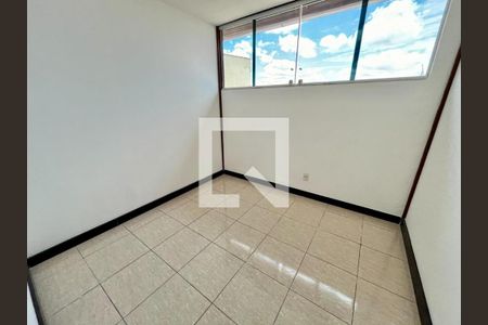 Casa à venda com 5 quartos, 180m² em Jardim Atlântico, Belo Horizonte
