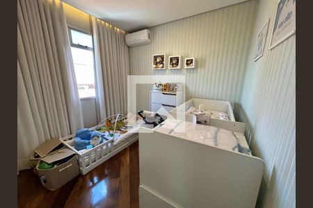 Apartamento à venda com 3 quartos, 188m² em Heliópolis, Belo Horizonte