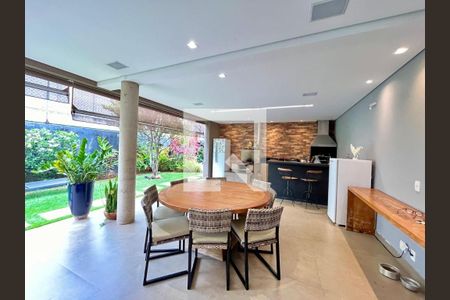 Casa à venda com 4 quartos, 361m² em Trevo, Belo Horizonte