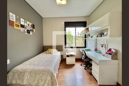 Casa à venda com 4 quartos, 361m² em Trevo, Belo Horizonte