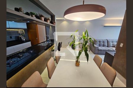Apartamento à venda com 3 quartos, 86m² em Vila Cloris, Belo Horizonte