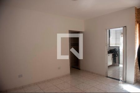 Sala de apartamento para alugar com 2 quartos, 50m² em Vila Miranda, Itaquaquecetuba
