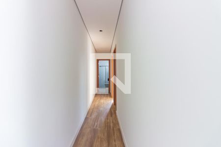 Corredor de casa à venda com 3 quartos, 215m² em Jardim das Flores, Osasco