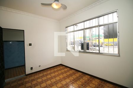 Sala de apartamento para alugar com 3 quartos, 100m² em Olaria, Rio de Janeiro
