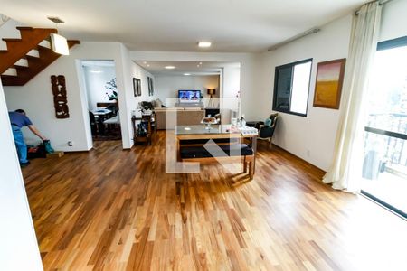 Sala  de apartamento à venda com 4 quartos, 219m² em Vila Suzana, São Paulo