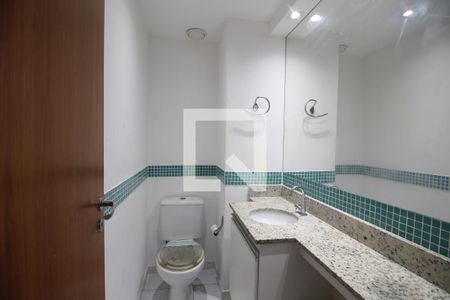 Lavabo de apartamento para alugar com 3 quartos, 84m² em Jacarepaguá, Rio de Janeiro