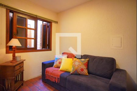 Sala 3  de casa para alugar com 4 quartos, 280m² em Chácara das Pedras, Porto Alegre