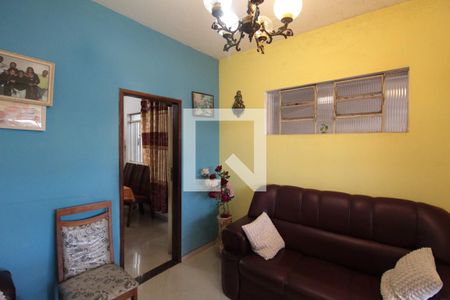 Sala de casa à venda com 2 quartos, 233m² em Serrano, Belo Horizonte